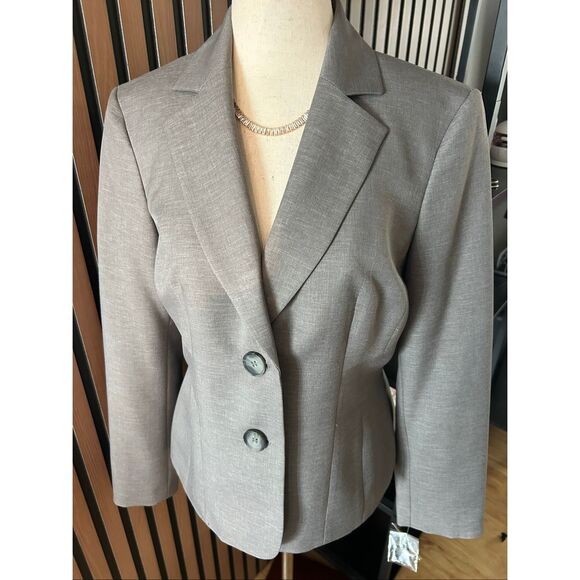 Kasper NWT gray blazer work blazer size 6P work attire office wear - Picture 1 of 7